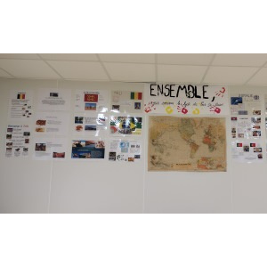 Exposition au self - mars 2024